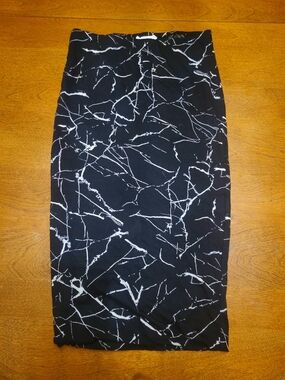 H&M Black Marble-Print Pencil Skirt | XS